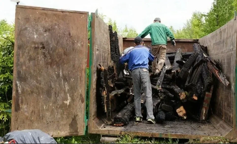 Вывоз мусора после пожара в Великом Устюге от ПроМусор — уборка, утилизация, цена от 2494 руб
