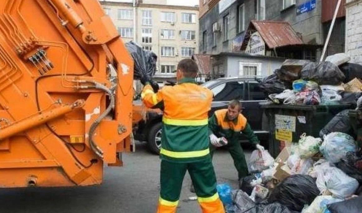 Срочный вывоз мусора в Великом Устюге от ПроМусор — заказ день в день от 2901 руб., грузчики, цена