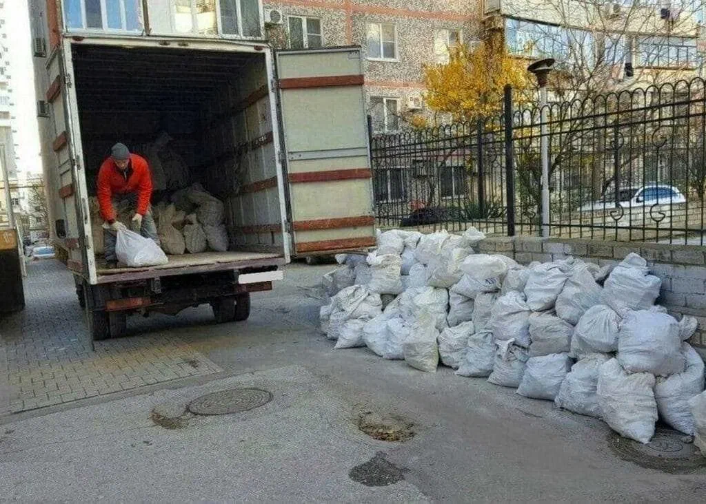 Вывоз мусора после переезда в Великом Устюге в октябре