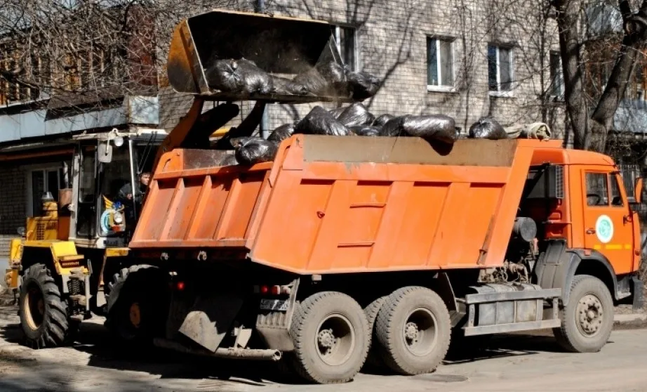 Вывоз мусора грузовым фургоном 5 тонн в Великом Устюге – ПроМусор, аренда, цена от 1578 руб