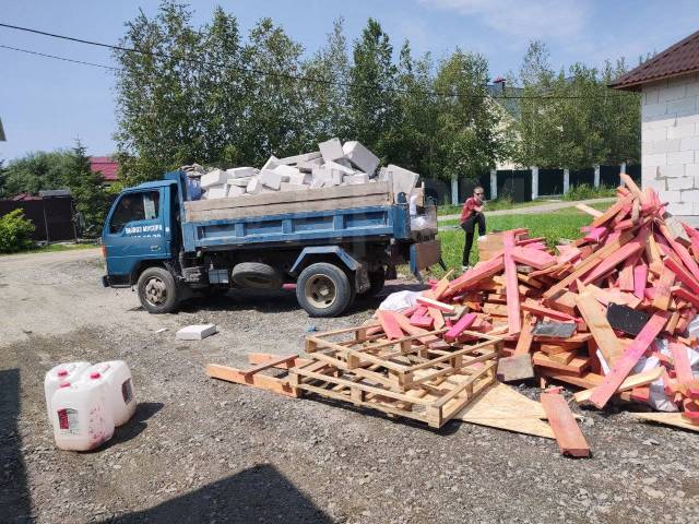 Вывоз мусора с чердака в Великом Устюге в октябре